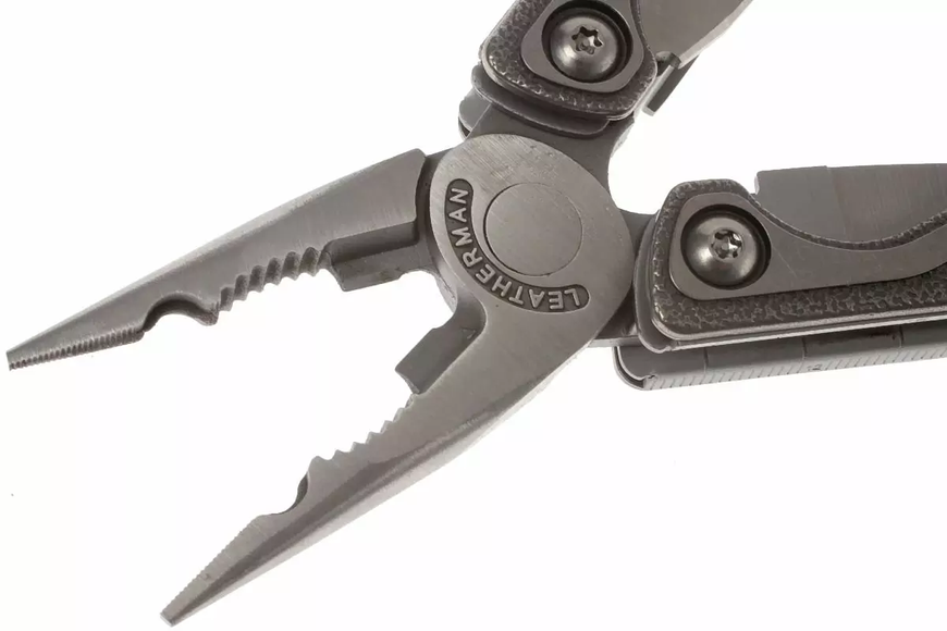 Мультитул Leatherman Charge TTI, нейлоновый чехол 830732  фото