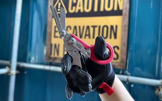 Ножиці Leatherman Raptor Rescue Red/Black, utility чохол 833058