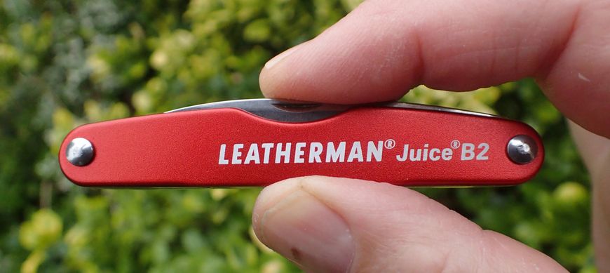 Мультитул Leatherman Juice B2 Cinnabar в коробці 832362 фото