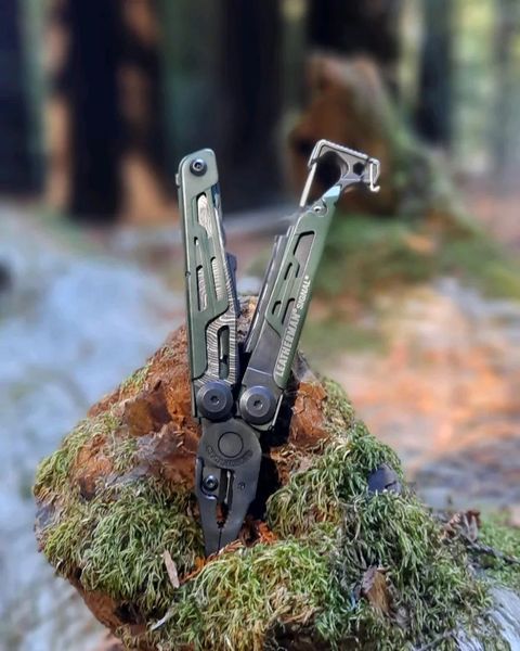 Мультитул Leatherman Signal Green Topo, синтетический чехол 832692  фото