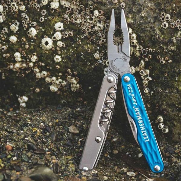 Мультитул Leatherman Juice CS4 Columbia Blue, картонная коробка 831937  фото