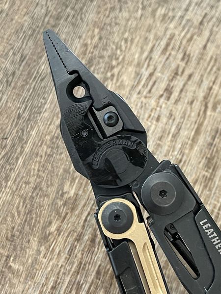 Мультитул Leatherman MUT EOD Black, чохол Molle оливковий, картонна коробка 833119 фото