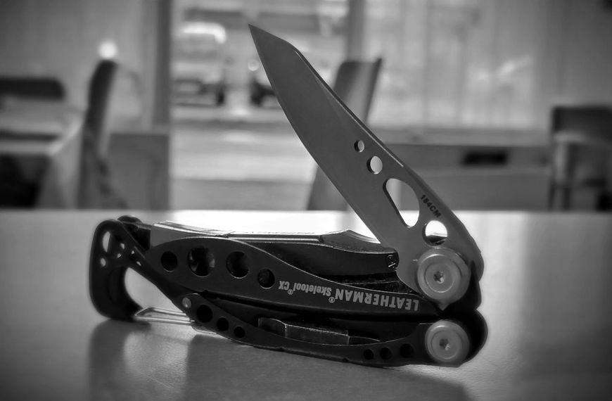 Мультитул Leatherman Skeletool CX Onyx 833131  фото