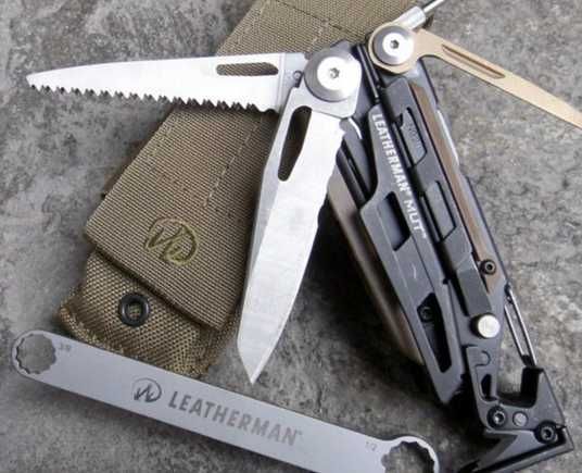 Мультитул Leatherman MUT Stainless Steel, чохол Molle 850012N