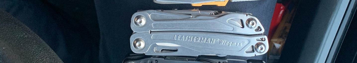 Повнорозмірний мультиінструмент Leatherman Wingman із ножицями Liner-Lock